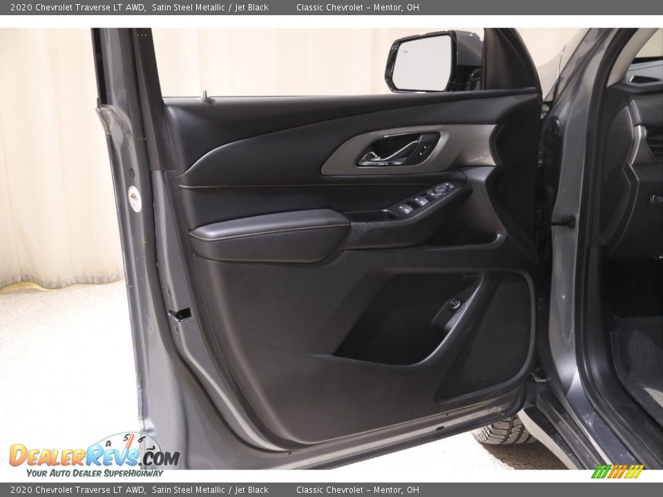 2020 Chevrolet Traverse LT AWD Satin Steel Metallic / Jet Black Photo #4