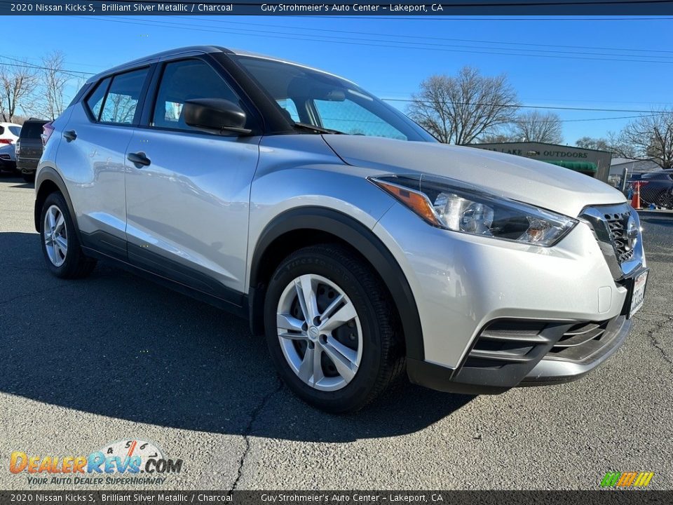 2020 Nissan Kicks S Brilliant Silver Metallic / Charcoal Photo #1