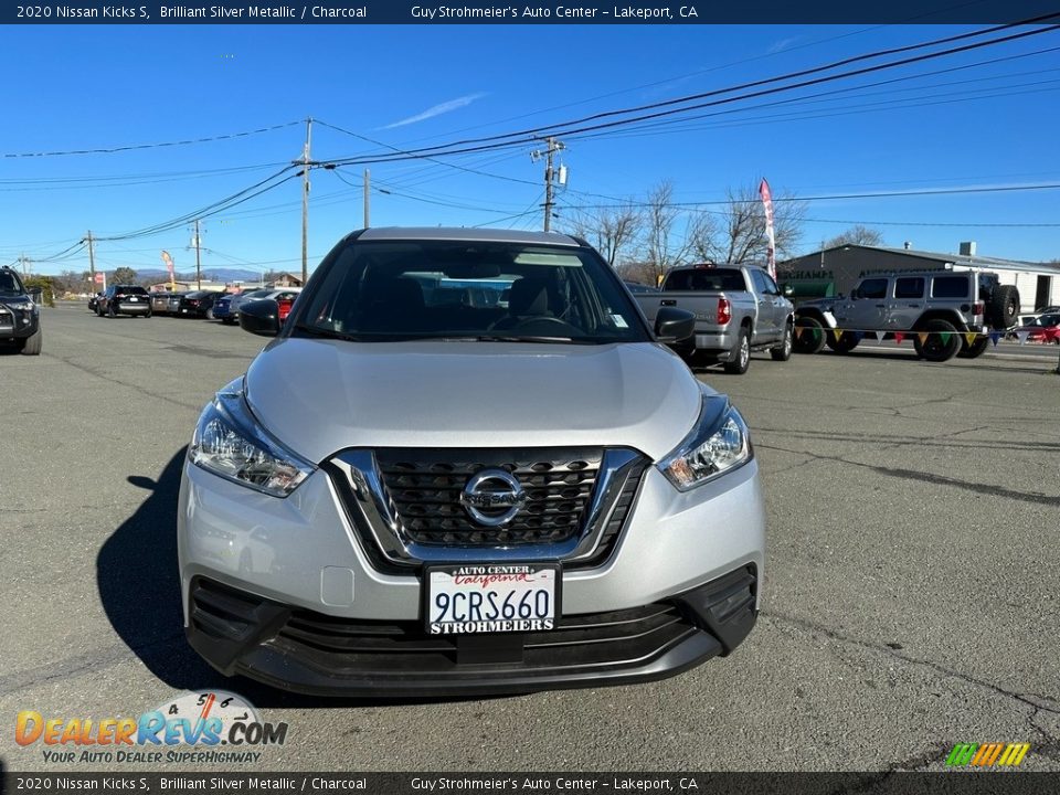 2020 Nissan Kicks S Brilliant Silver Metallic / Charcoal Photo #2