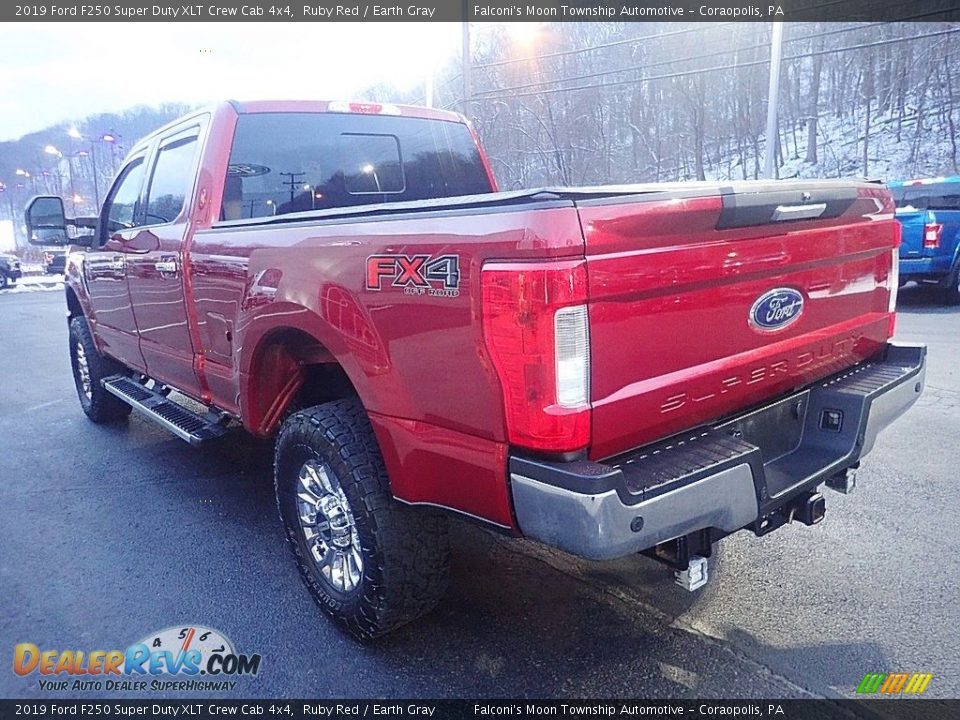 2019 Ford F250 Super Duty XLT Crew Cab 4x4 Ruby Red / Earth Gray Photo #4