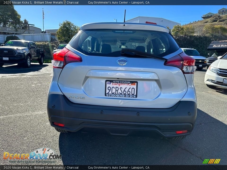 2020 Nissan Kicks S Brilliant Silver Metallic / Charcoal Photo #12