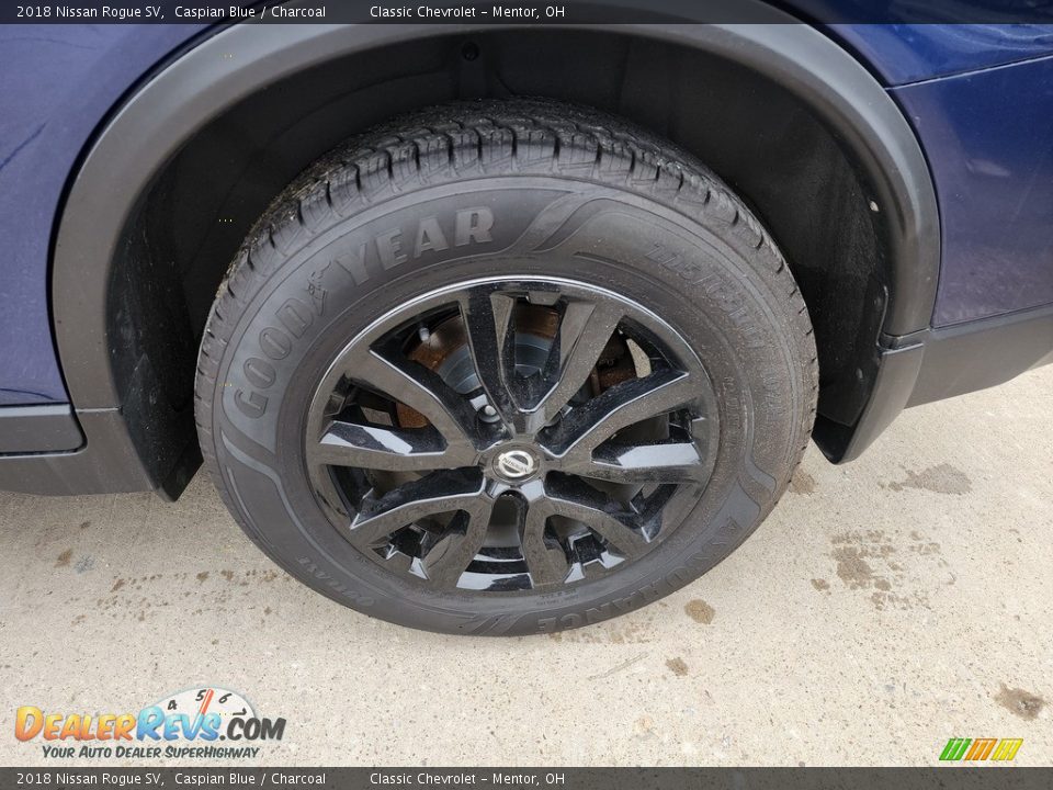 2018 Nissan Rogue SV Wheel Photo #6