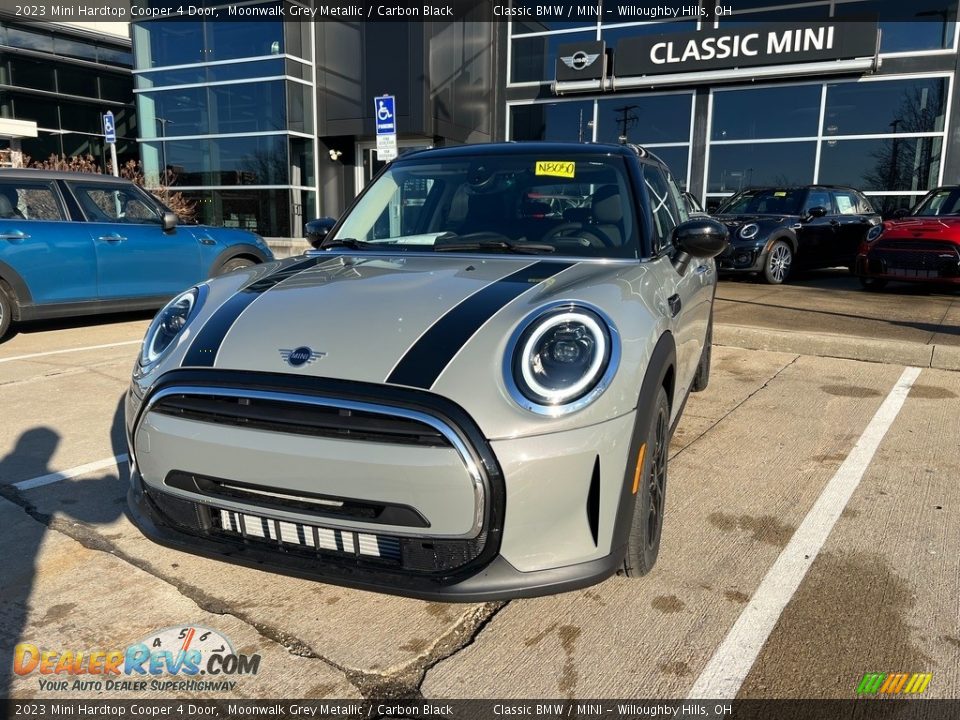 2023 Mini Hardtop Cooper 4 Door Moonwalk Grey Metallic / Carbon Black Photo #1