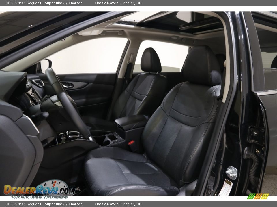 2015 Nissan Rogue SL Super Black / Charcoal Photo #5