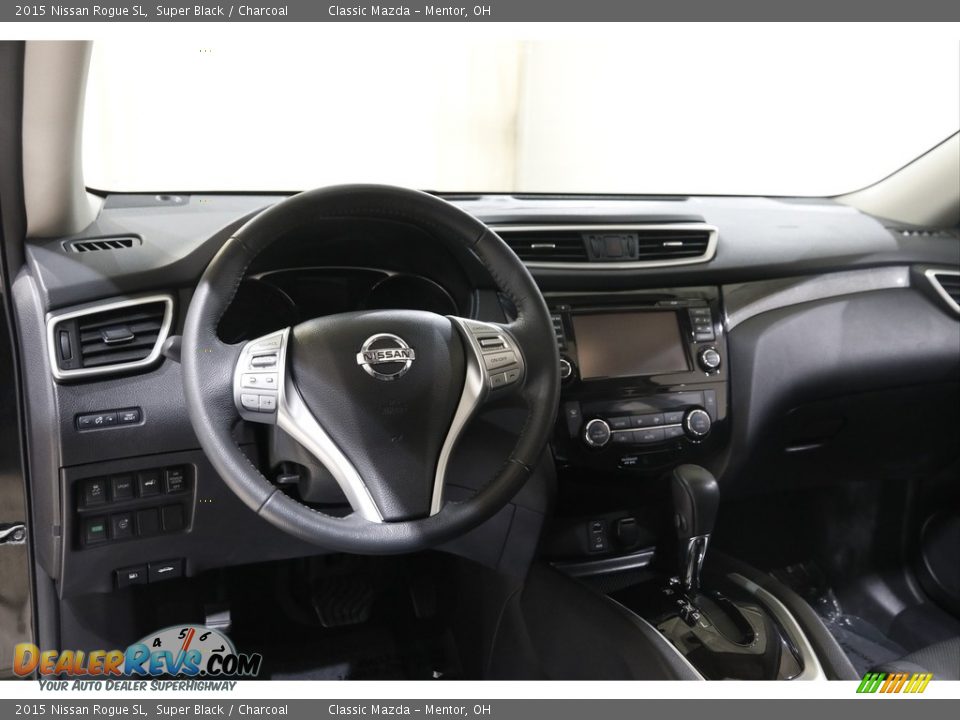 2015 Nissan Rogue SL Super Black / Charcoal Photo #6