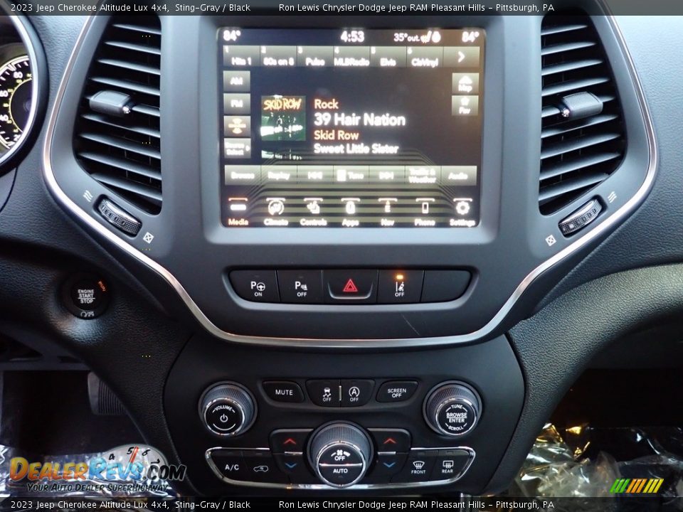 2023 Jeep Cherokee Altitude Lux 4x4 Sting-Gray / Black Photo #20