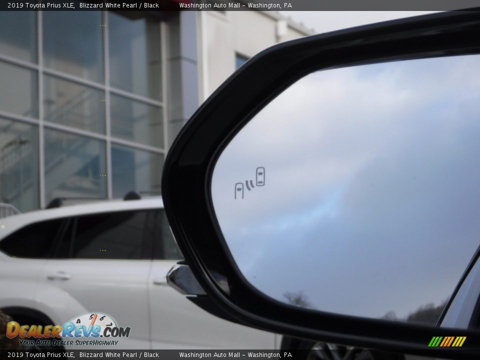 2019 Toyota Prius XLE Blizzard White Pearl / Black Photo #23