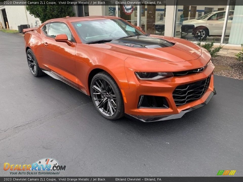 Front 3/4 View of 2023 Chevrolet Camaro ZL1 Coupe Photo #1