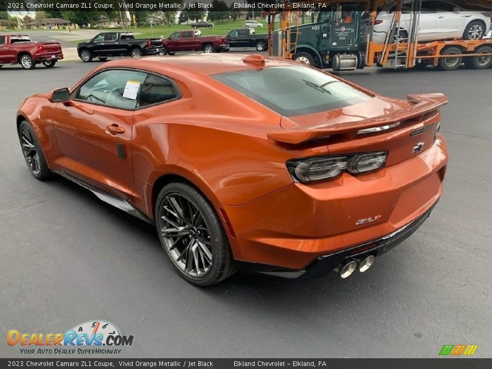 2023 Chevrolet Camaro ZL1 Coupe Vivid Orange Metallic / Jet Black Photo #2