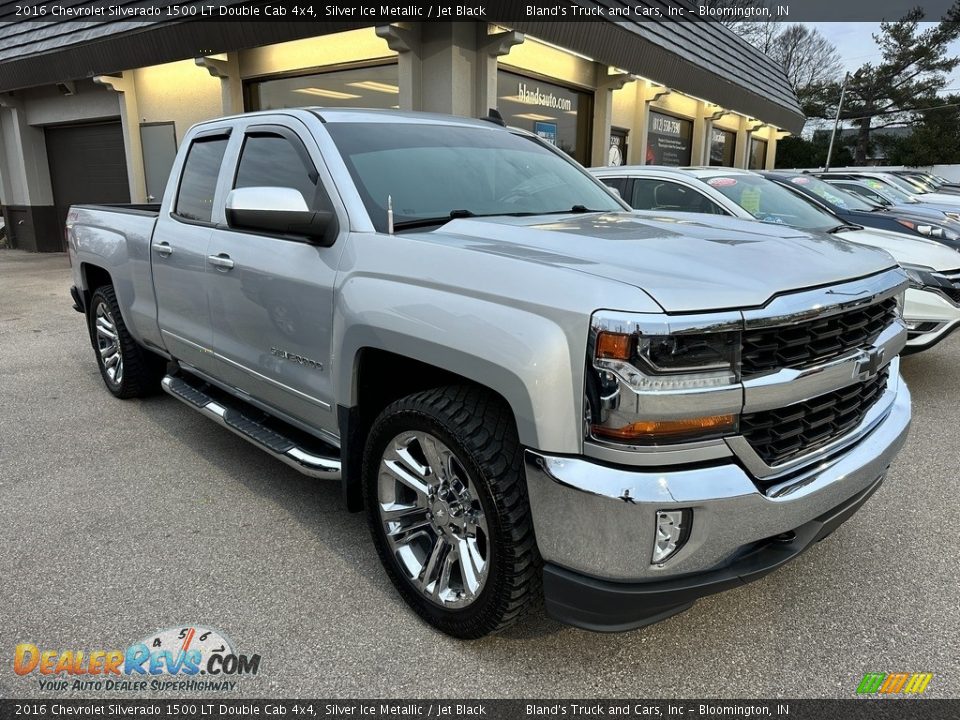 Silver Ice Metallic 2016 Chevrolet Silverado 1500 LT Double Cab 4x4 Photo #2