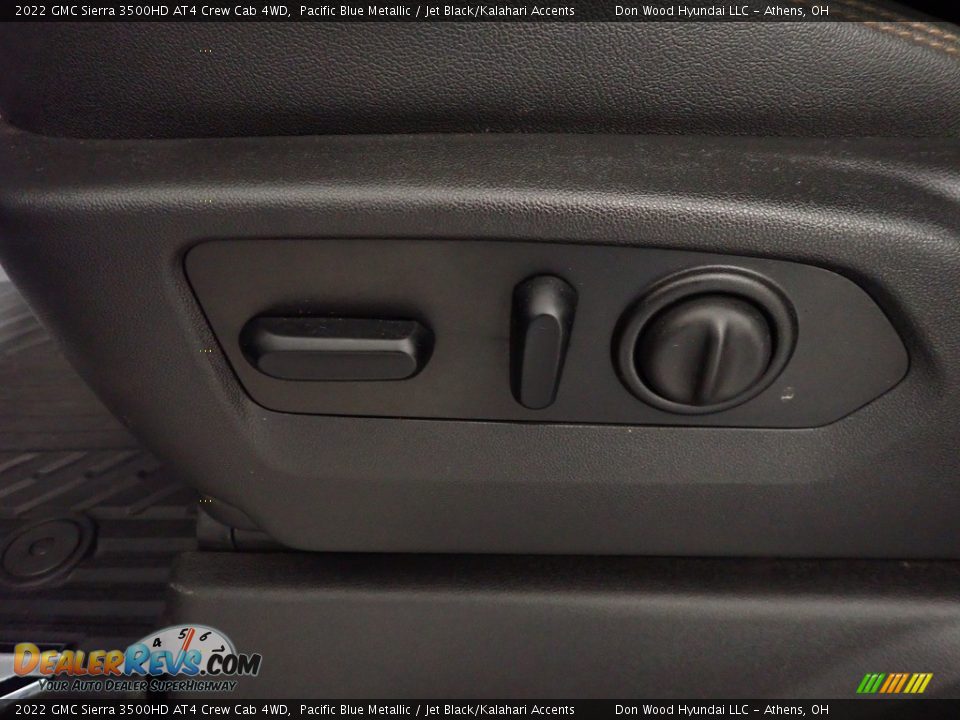 2022 GMC Sierra 3500HD AT4 Crew Cab 4WD Pacific Blue Metallic / Jet Black/Kalahari Accents Photo #20
