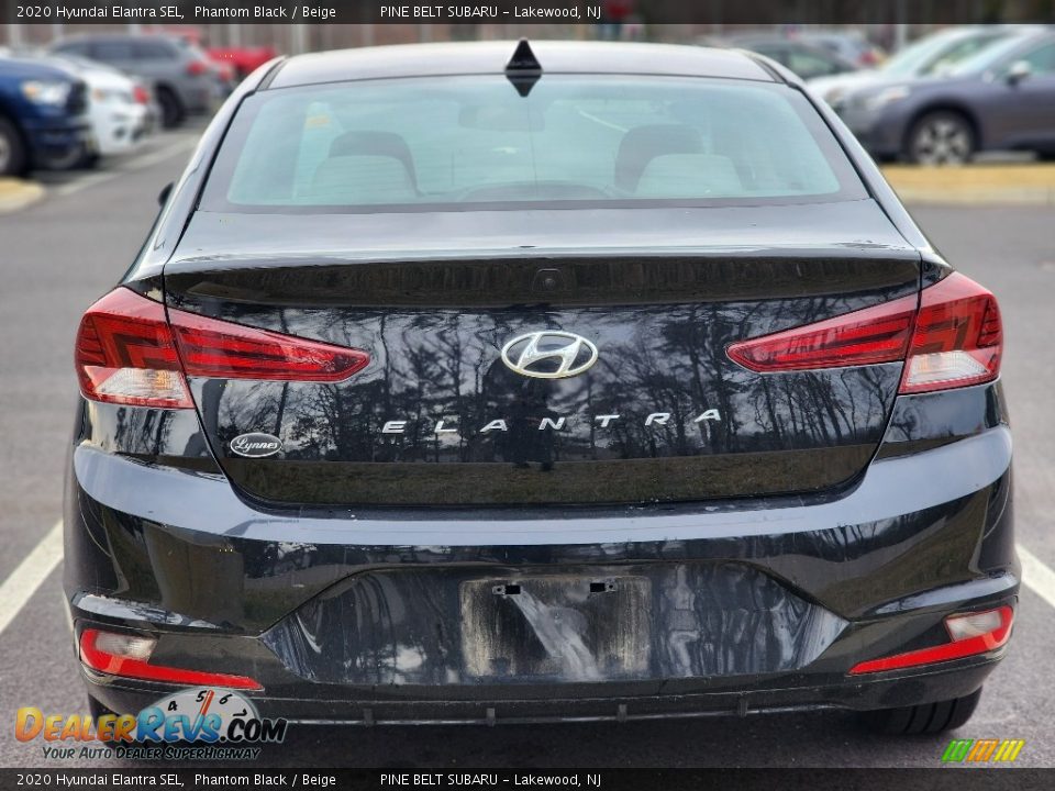 2020 Hyundai Elantra SEL Phantom Black / Beige Photo #7