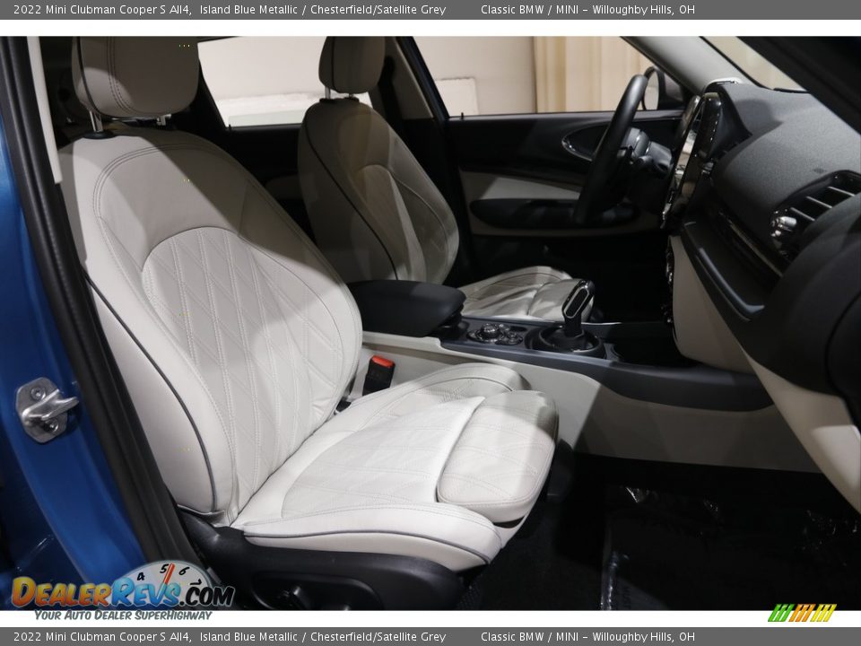 Front Seat of 2022 Mini Clubman Cooper S All4 Photo #16
