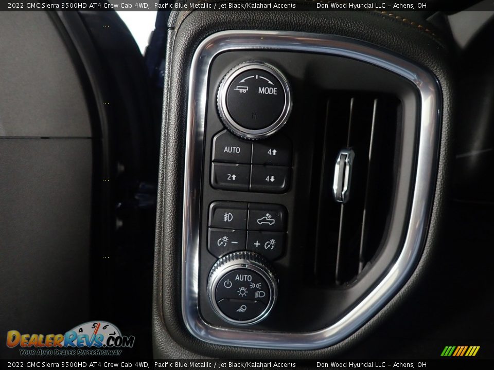 2022 GMC Sierra 3500HD AT4 Crew Cab 4WD Pacific Blue Metallic / Jet Black/Kalahari Accents Photo #28