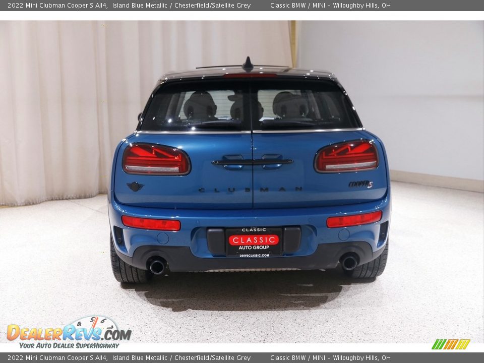 Exhaust of 2022 Mini Clubman Cooper S All4 Photo #19