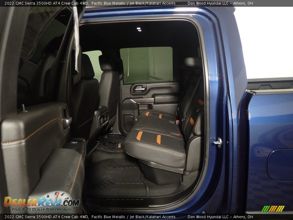 2022 GMC Sierra 3500HD AT4 Crew Cab 4WD Pacific Blue Metallic / Jet Black/Kalahari Accents Photo #32