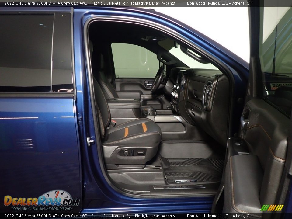 2022 GMC Sierra 3500HD AT4 Crew Cab 4WD Pacific Blue Metallic / Jet Black/Kalahari Accents Photo #36