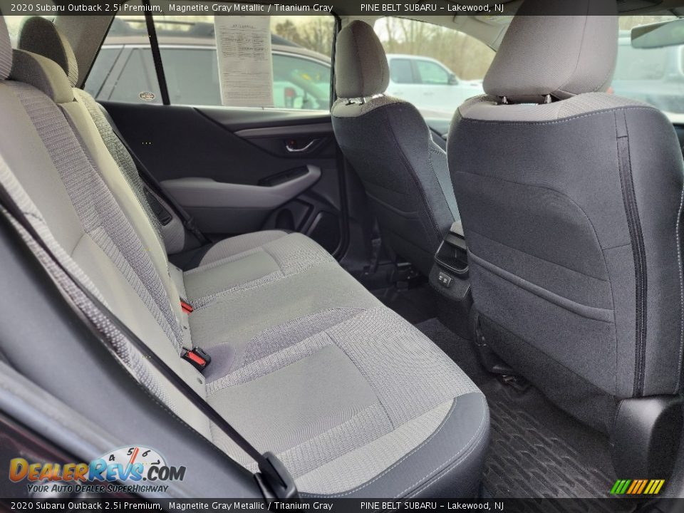 2020 Subaru Outback 2.5i Premium Magnetite Gray Metallic / Titanium Gray Photo #6