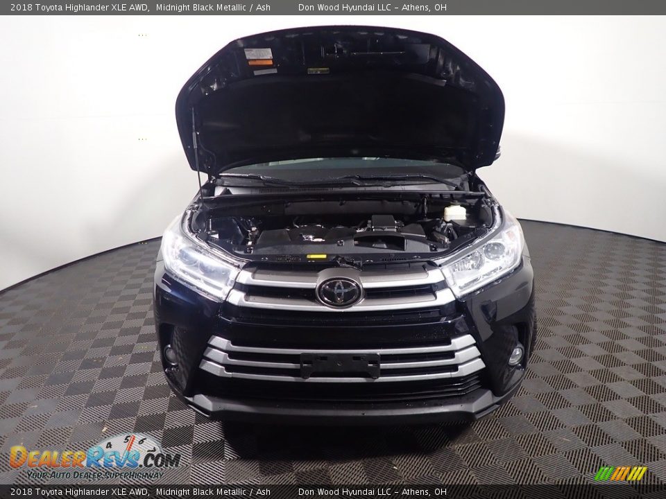2018 Toyota Highlander XLE AWD Midnight Black Metallic / Ash Photo #8