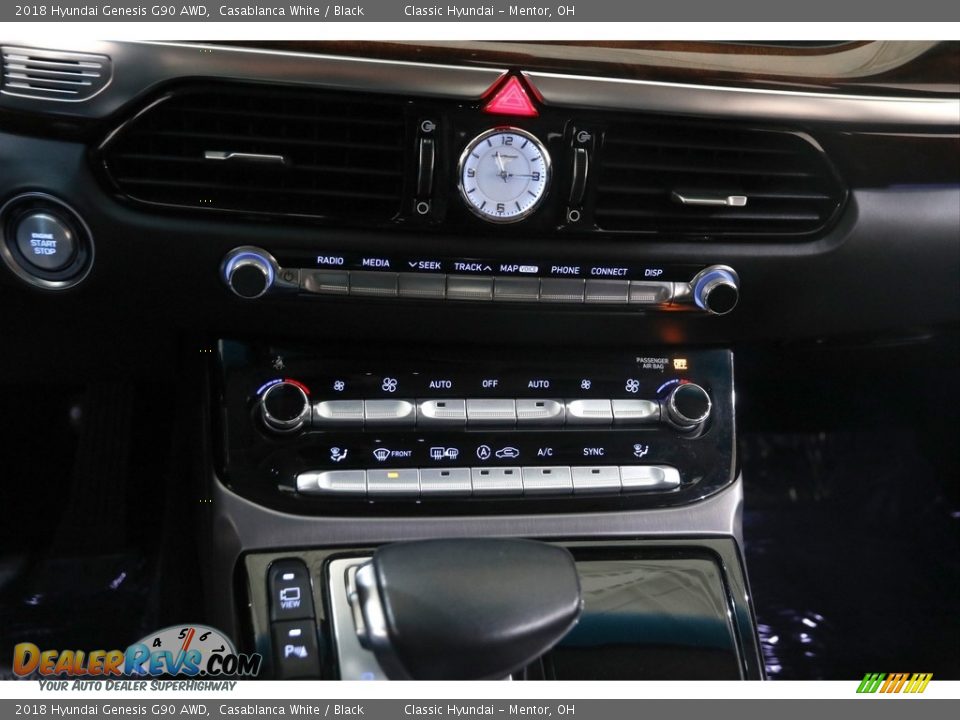 Controls of 2018 Hyundai Genesis G90 AWD Photo #14