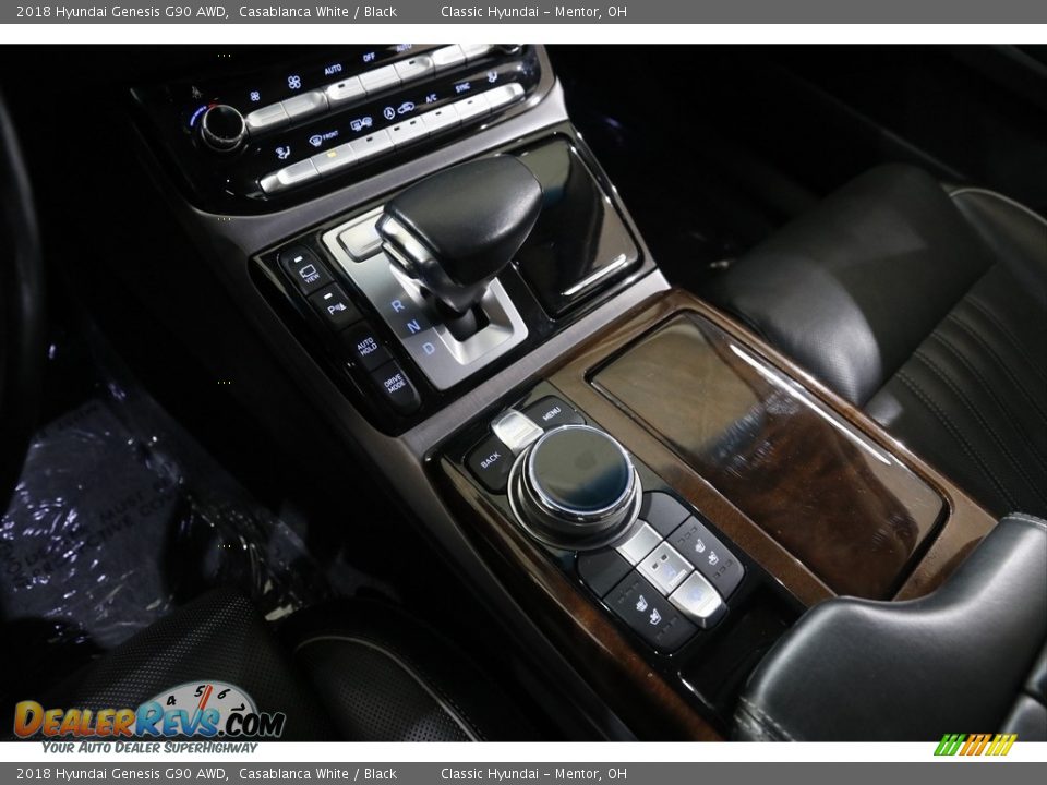 2018 Hyundai Genesis G90 AWD Shifter Photo #15