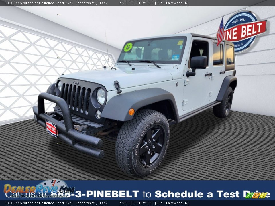 2016 Jeep Wrangler Unlimited Sport 4x4 Bright White / Black Photo #1