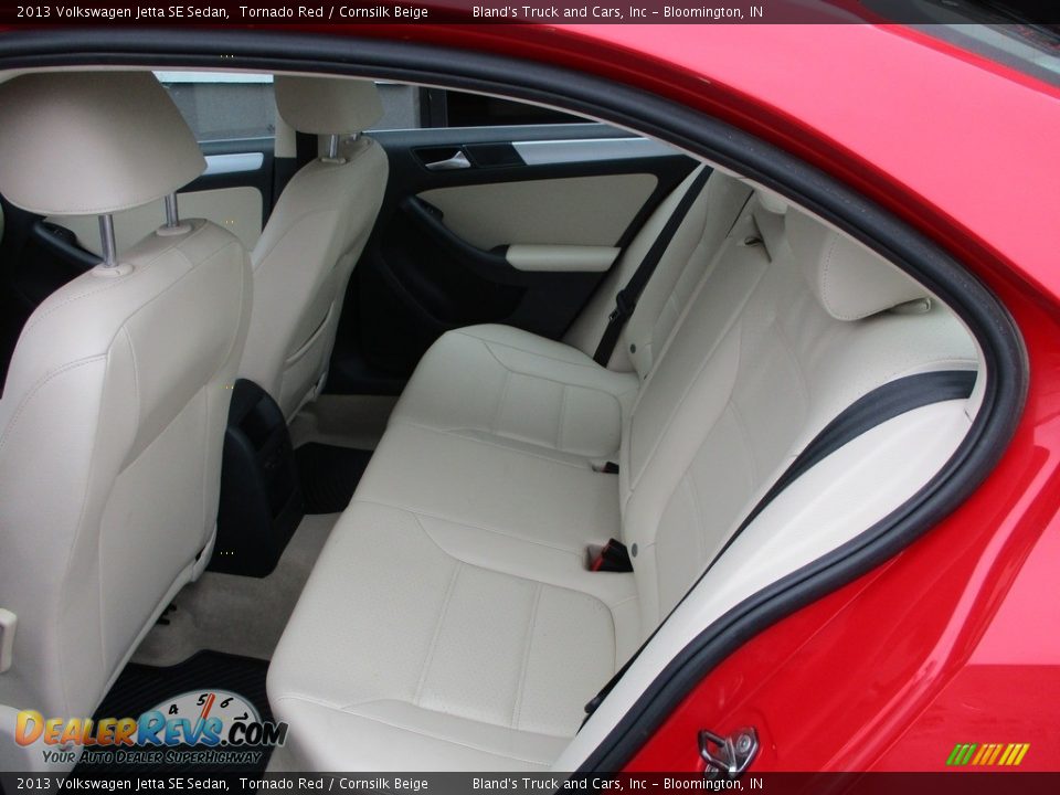 2013 Volkswagen Jetta SE Sedan Tornado Red / Cornsilk Beige Photo #8