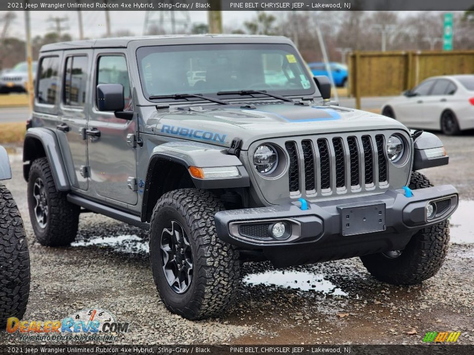 Front 3/4 View of 2021 Jeep Wrangler Unlimited Rubicon 4xe Hybrid Photo #3