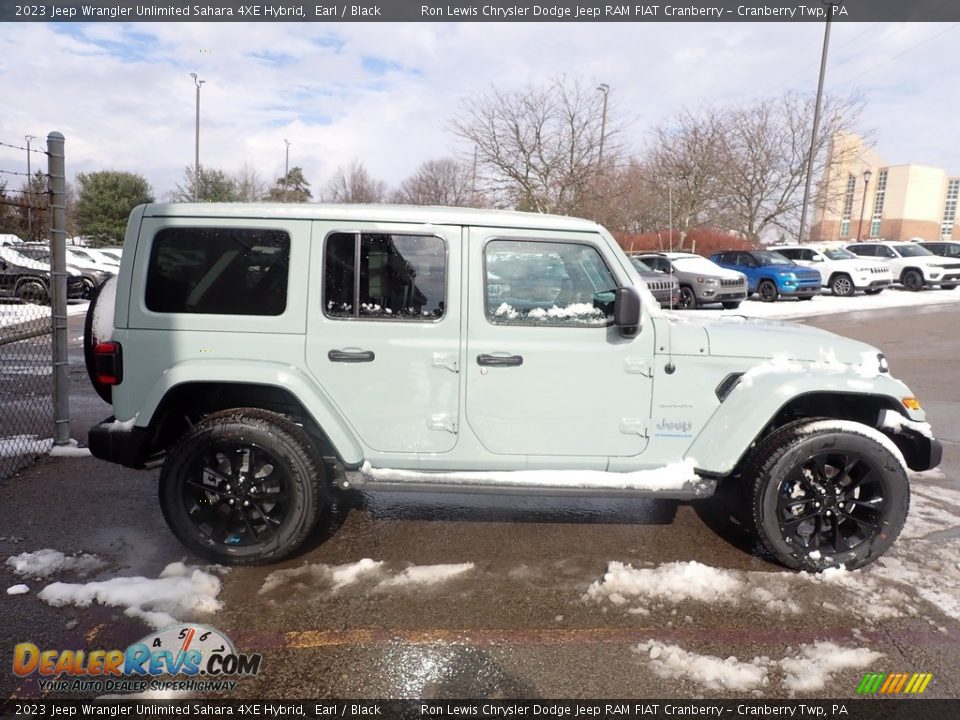 2023 Jeep Wrangler Unlimited Sahara 4XE Hybrid Earl / Black Photo #4