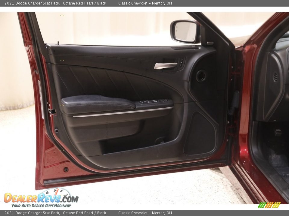 Door Panel of 2021 Dodge Charger Scat Pack Photo #4