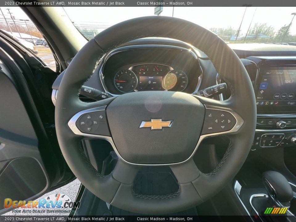 2023 Chevrolet Traverse LT AWD Steering Wheel Photo #9