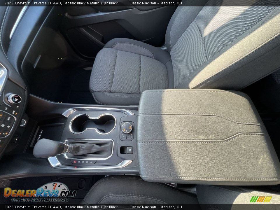 2023 Chevrolet Traverse LT AWD Mosaic Black Metallic / Jet Black Photo #15