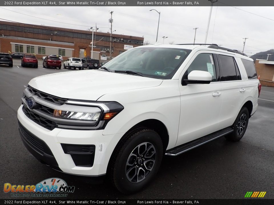 2022 Ford Expedition XLT 4x4 Star White Metallic Tri-Coat / Black Onyx Photo #4