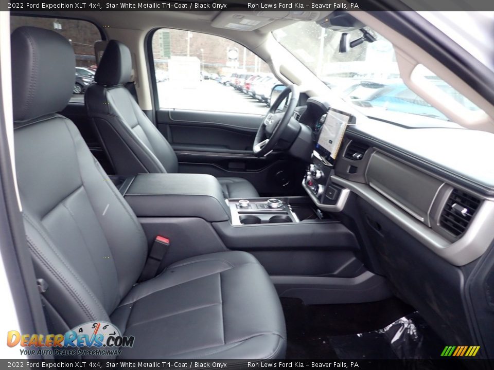 2022 Ford Expedition XLT 4x4 Star White Metallic Tri-Coat / Black Onyx Photo #11