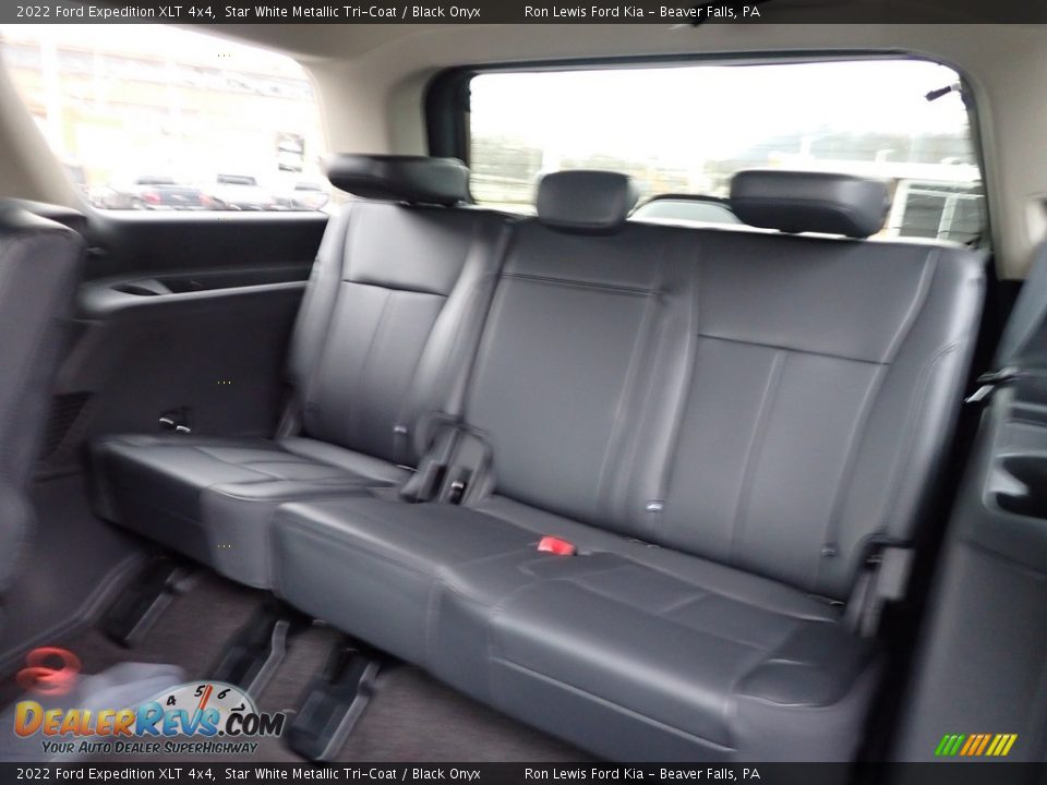 2022 Ford Expedition XLT 4x4 Star White Metallic Tri-Coat / Black Onyx Photo #12