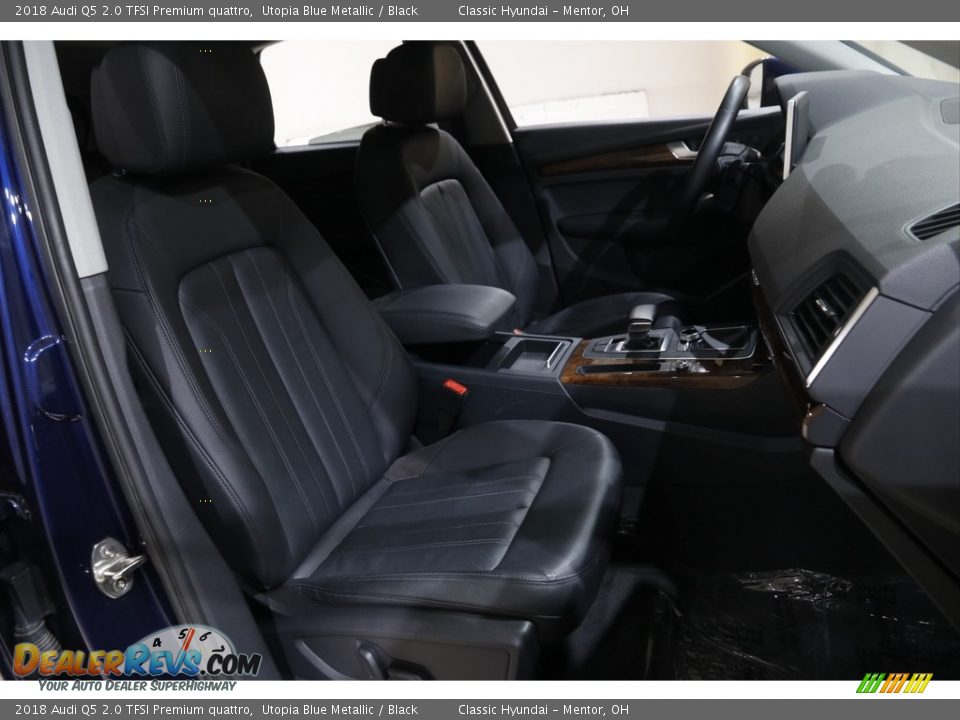2018 Audi Q5 2.0 TFSI Premium quattro Utopia Blue Metallic / Black Photo #18