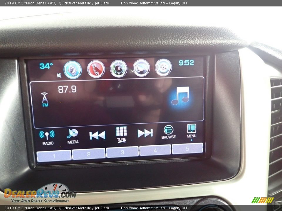 2019 GMC Yukon Denali 4WD Quicksilver Metallic / Jet Black Photo #2