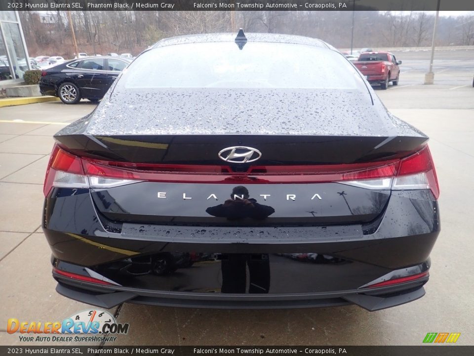 2023 Hyundai Elantra SEL Phantom Black / Medium Gray Photo #3