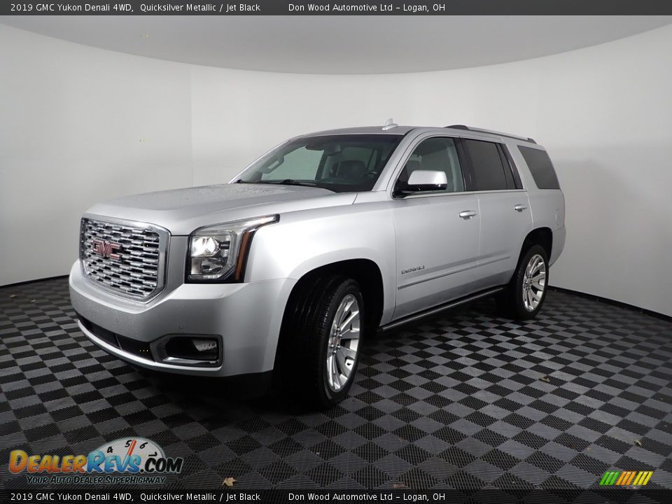 2019 GMC Yukon Denali 4WD Quicksilver Metallic / Jet Black Photo #9