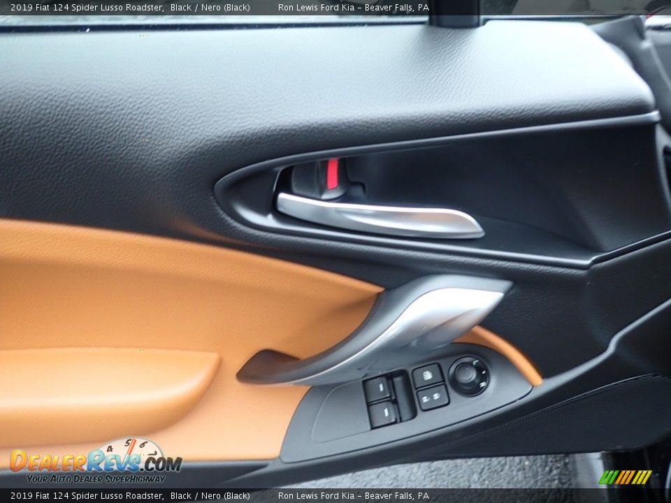 Door Panel of 2019 Fiat 124 Spider Lusso Roadster Photo #13