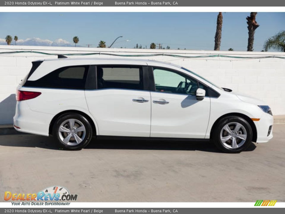 2020 Honda Odyssey EX-L Platinum White Pearl / Beige Photo #12