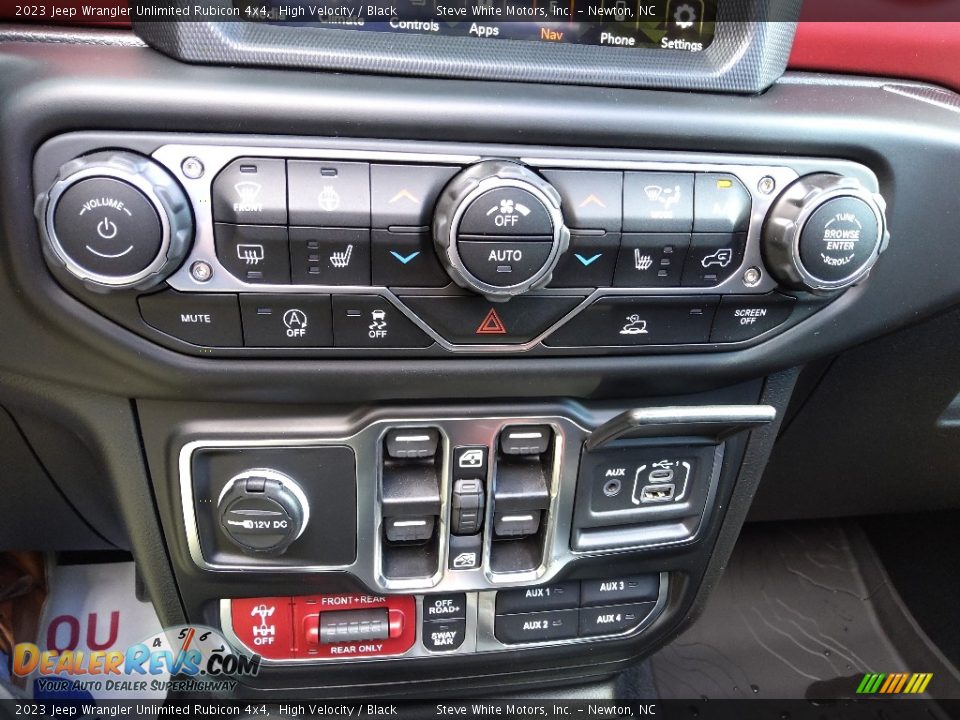 Controls of 2023 Jeep Wrangler Unlimited Rubicon 4x4 Photo #28