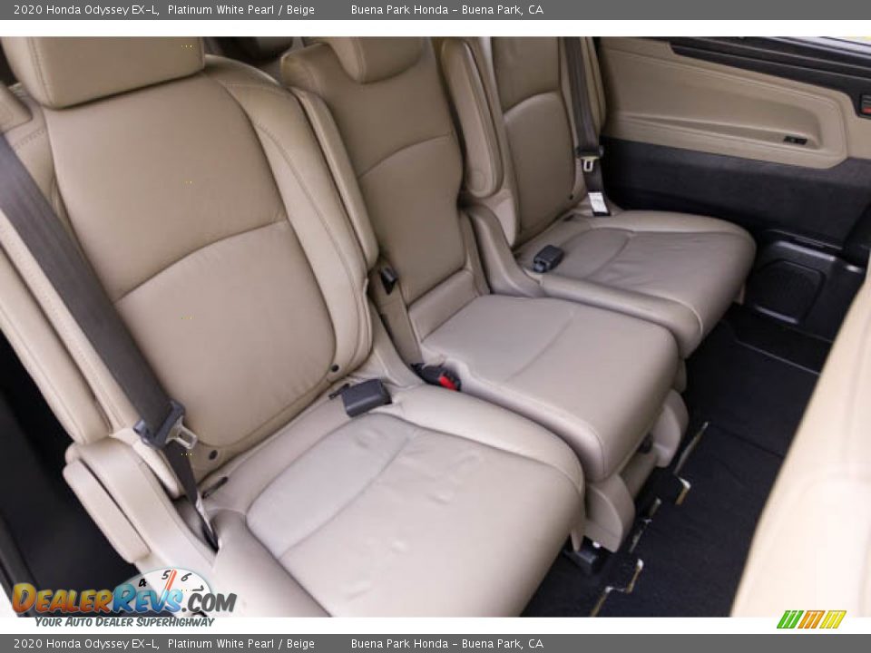 2020 Honda Odyssey EX-L Platinum White Pearl / Beige Photo #26