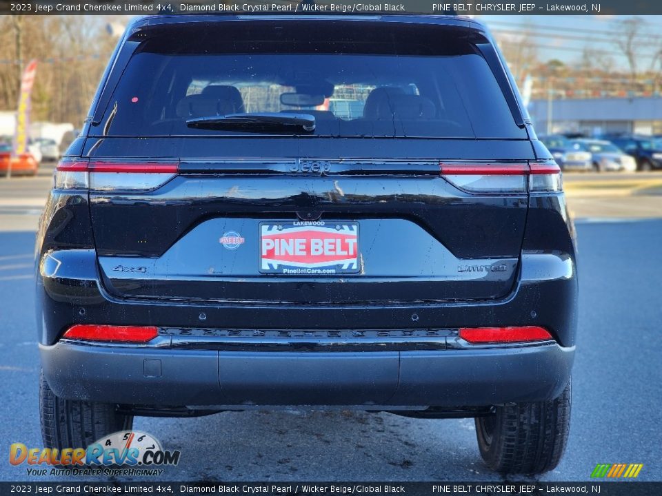 2023 Jeep Grand Cherokee Limited 4x4 Diamond Black Crystal Pearl / Wicker Beige/Global Black Photo #6