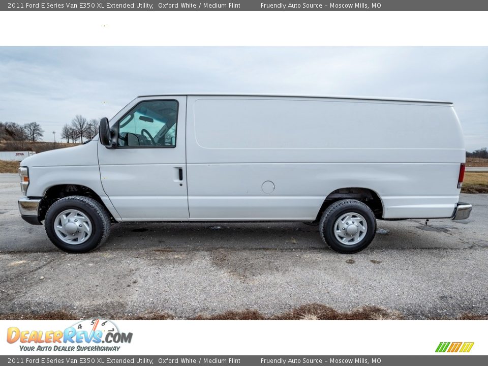 2011 Ford E Series Van E350 XL Extended Utility Oxford White / Medium Flint Photo #10