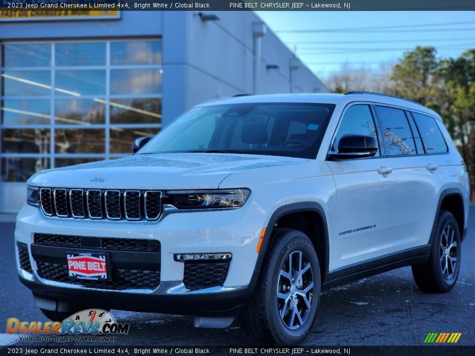 2023 Jeep Grand Cherokee L Limited 4x4 Bright White / Global Black Photo #1