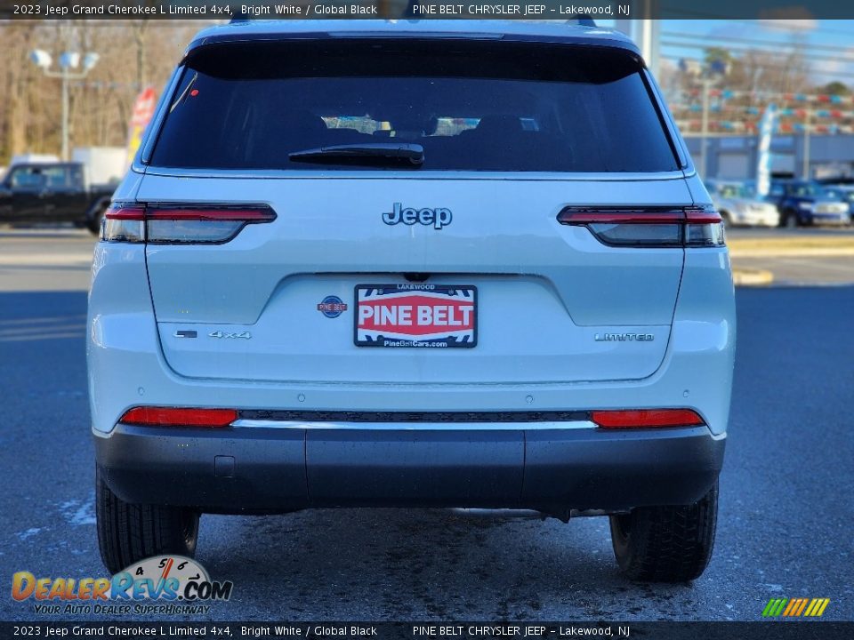 2023 Jeep Grand Cherokee L Limited 4x4 Bright White / Global Black Photo #5