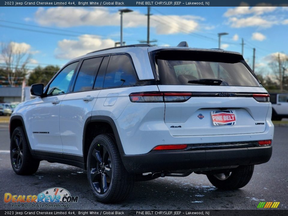 2023 Jeep Grand Cherokee Limited 4x4 Bright White / Global Black Photo #4