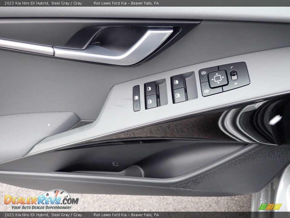 Controls of 2023 Kia Niro EX Hybrid Photo #15