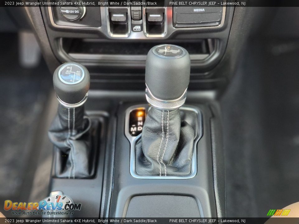 2023 Jeep Wrangler Unlimited Sahara 4XE Hybrid Shifter Photo #12